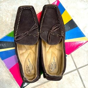 NIB Dr. Scholl’s Ease Up loafers, size 7.5